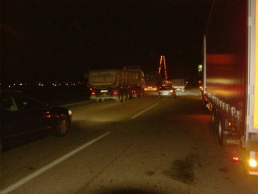 Agitaţie pe Podul Agigea! Traficul a fost OPRIT, fără explicaţii, preţ de câteva zeci de minute